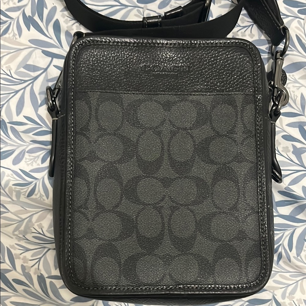Coach Gray Signature Men's Messenger Bag